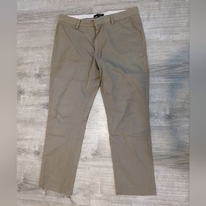 Banana Republic Aiden men's chino beige khaki pants 33x30